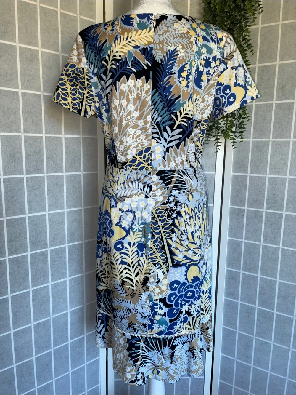 Talbots Dress Women Botanical Garden Sheath Lattice Trim Yoke & Flounce, Size 10 - Picture 8 of 11